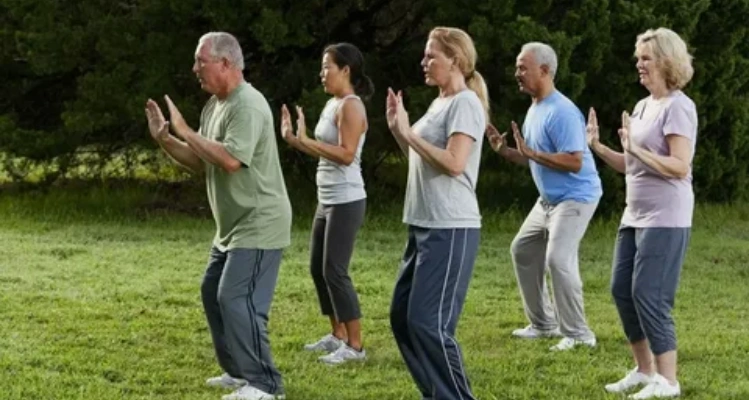 Simple Exercises and Routines for the Mental and Cognitive Health of the Elderly