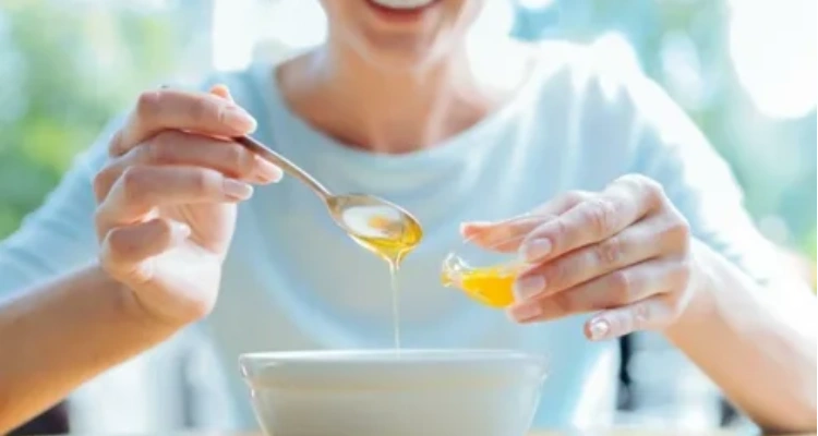 Natural Skincare Routine: How to Take Care of Your Skin with Homemade Ingredients