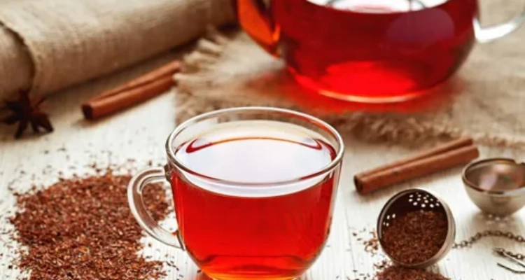 Therapeutic Teas and Infusions to Improve Sleep in the Elderly