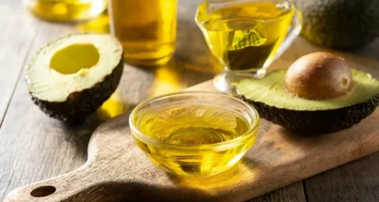 Natural Beauty Routine for Women: How to Take Care of Your Skin and Hair with Homemade Products