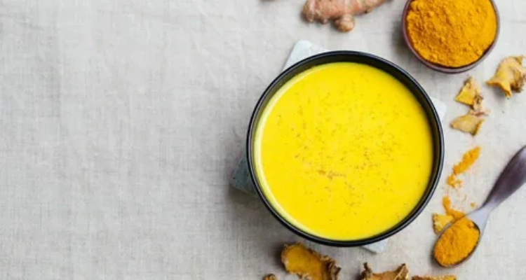 Natural Skincare Routine: How to Take Care of Your Skin with Homemade Ingredients