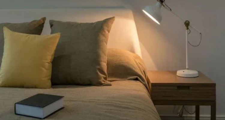 How to Fight Skin Aging with Natural Products